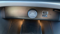 Volvo Xc40 1.5 T4 Recharge PHEV Plus Dark 5dr Auto Estate